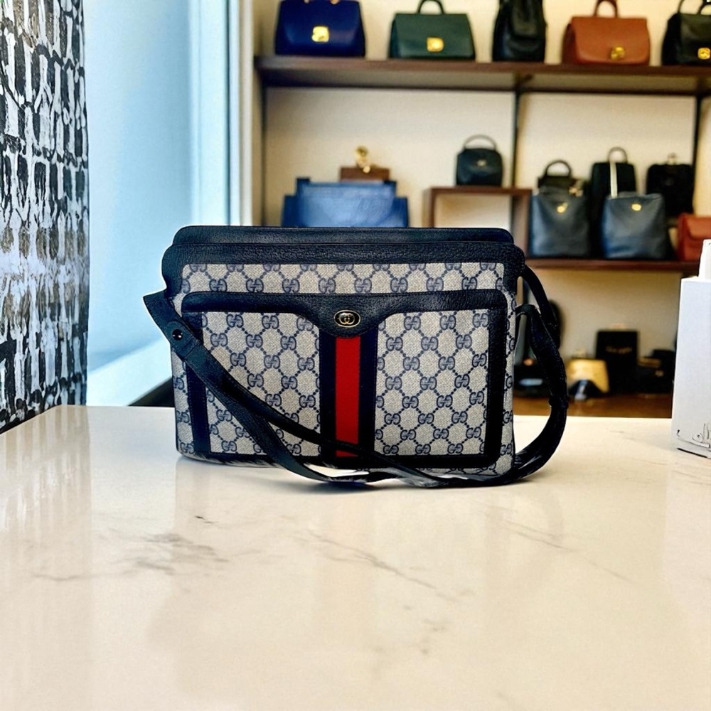 Gucci GG sherry line Shoulder Bag with Red and Blue Accents adjustable strap♥️ - Picture 2 of 14